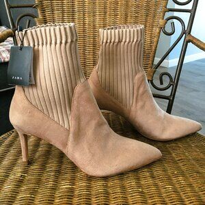Women's Zara Ankle Boots Sz 10 Nude Suede Textured Knit Sock-Style Boots NWT